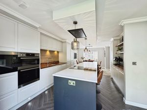 Photo 16- click for photo gallery